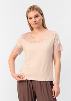 Майка Леди Джулия