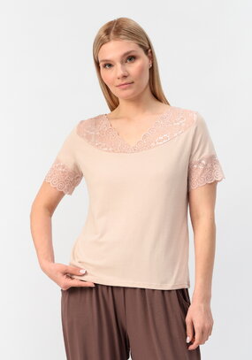 Майка Леди Джулия