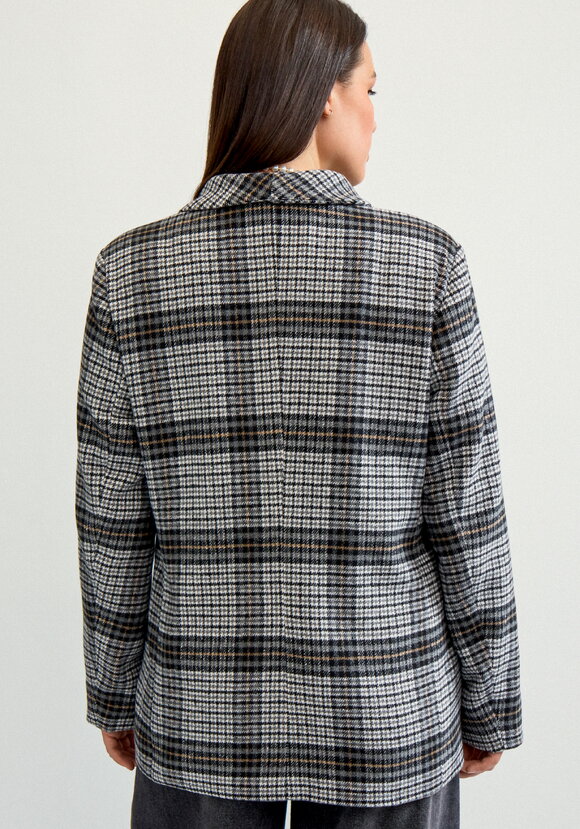 Пиджак двубортный с принтом в клетку шир.  580, рис. 3