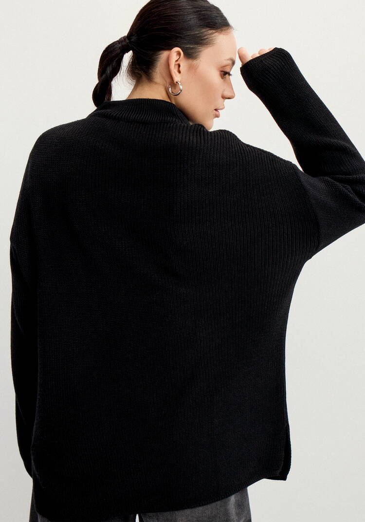 Свитер с высокой горловиной на молнии шир.  750, рис. 10