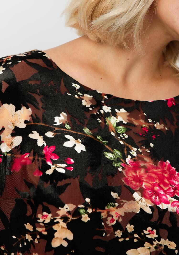 Платье А-силуэта из бархата шир.  750, рис. 6