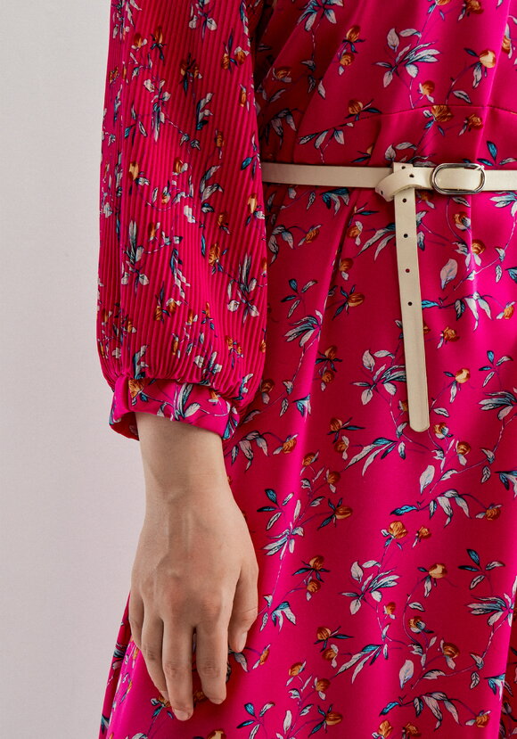 Платье с плиссировкой в цветочный принт шир.  580, рис. 26