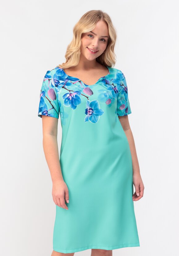 Платье полуприлегающего силуэта с  принтом шир.  580, рис. 1