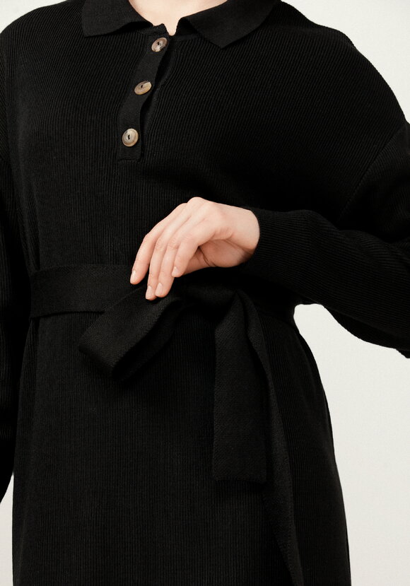 Платье поло с поясом шир.  580, рис. 17