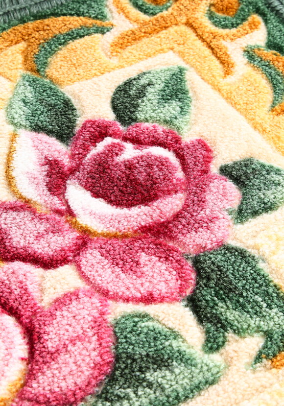 Коврик с бахромой шир.  580, рис. 20