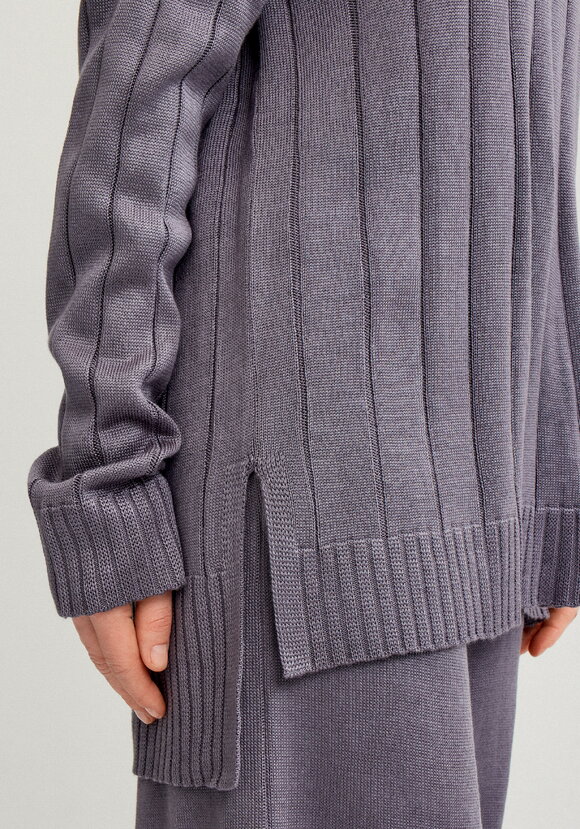 Костюм фактурной вязки шир.  580, рис. 25