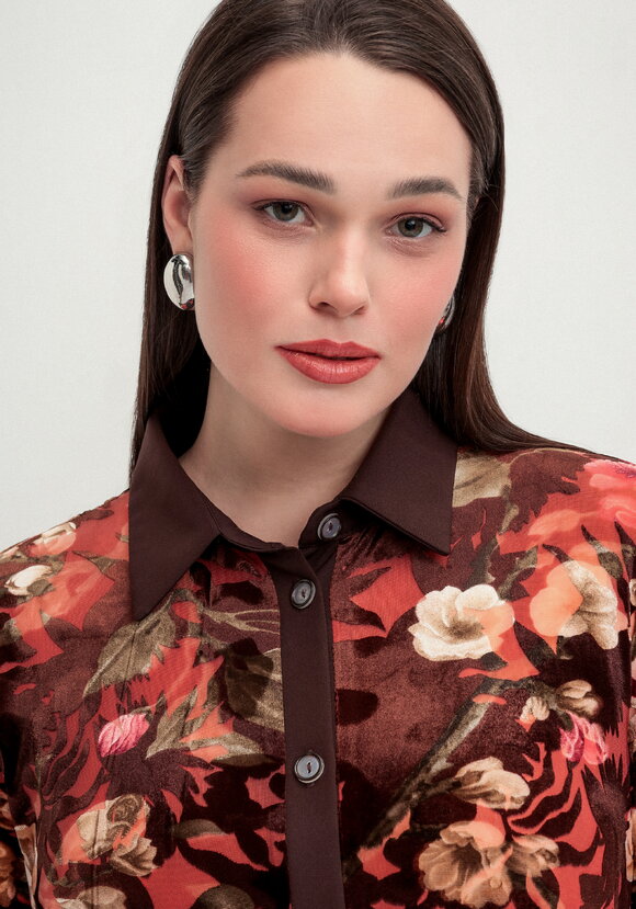 Платье с отрезной кокеткой и юбкой плиссе шир.  580, рис. 20