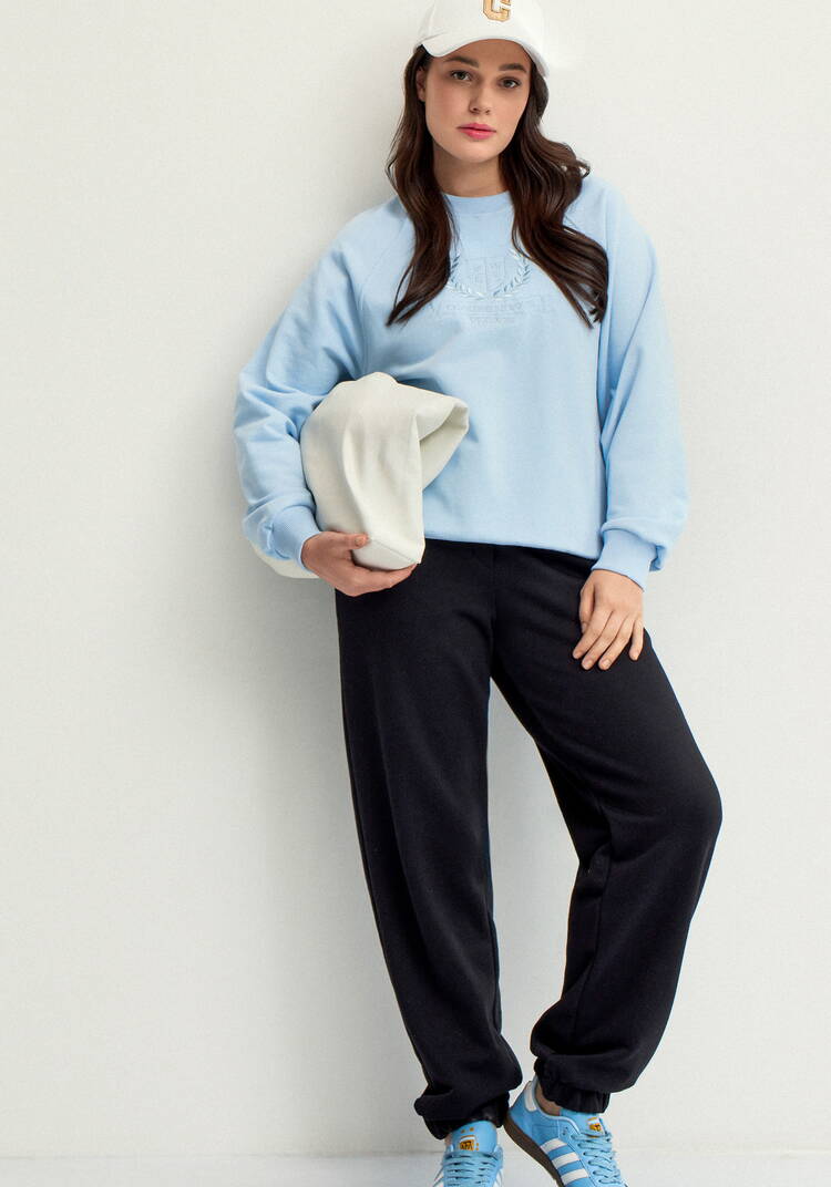 Джоггеры из футера с эластичным поясом шир.  750, рис. 8