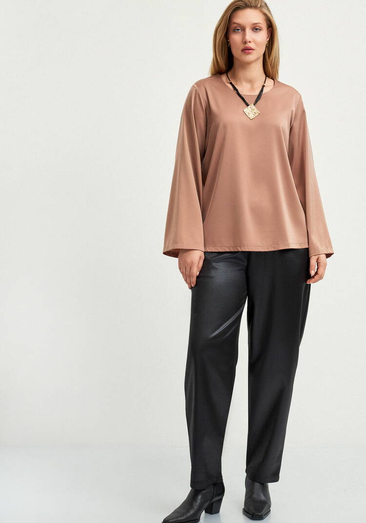 Брюки прямые с поясом на резинке шир.  750, рис. 7