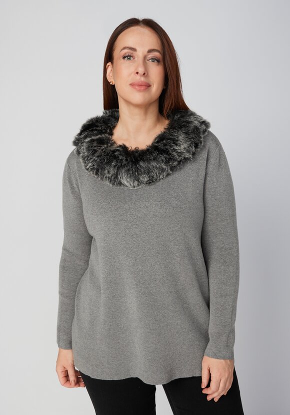 Джемпер со съемным воротником шир.  580, рис. 14