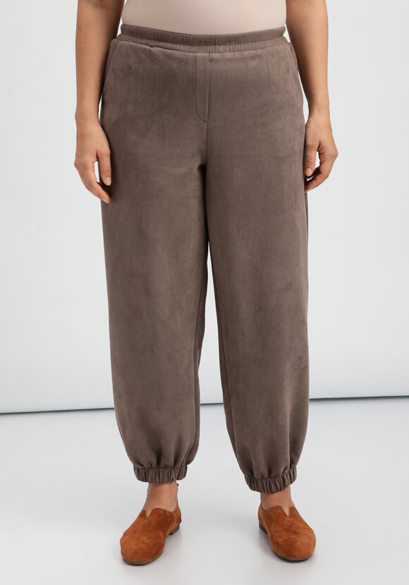 Брюки-шаровары с резинкой по низу шир.  580, рис. 20