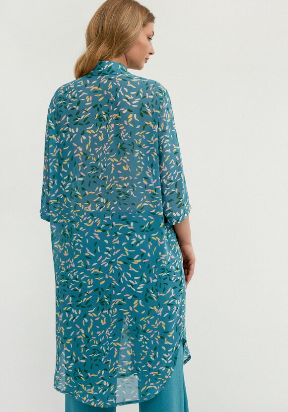 Рубашка с рукавом 7/8 и патами шир.  580, рис. 21