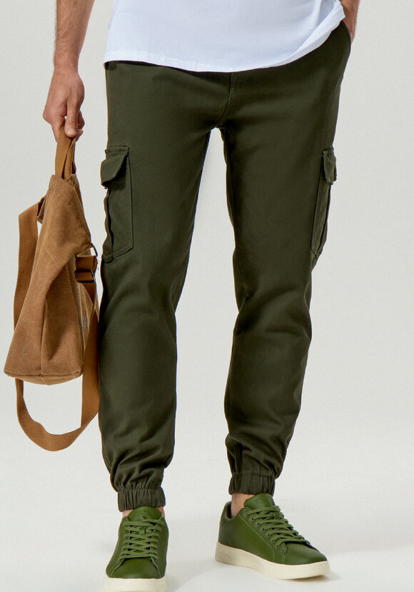 Брюки карго с накладными карманами по бокам шир.  580, рис. 9