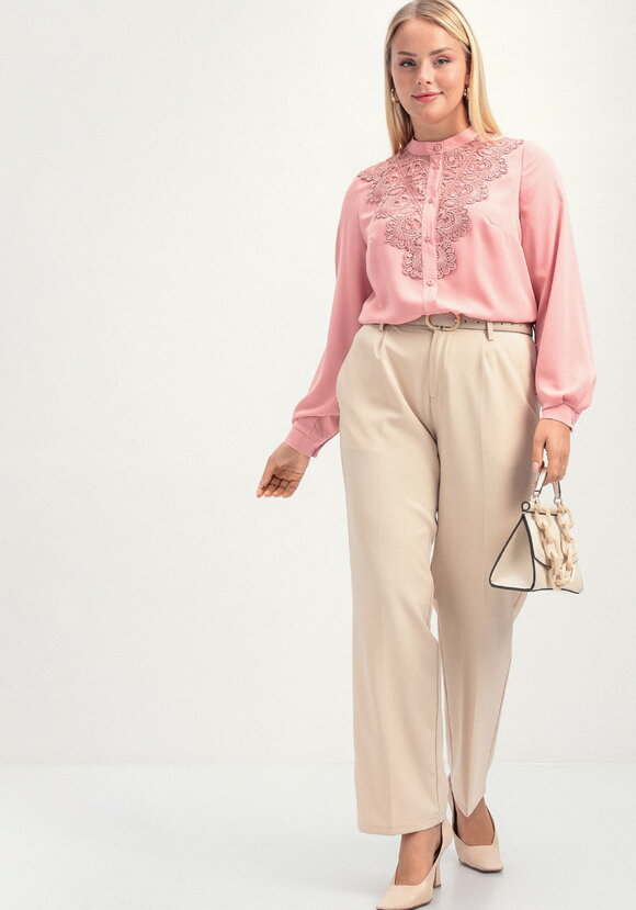 Рубашка с кружевной вставкой на груди шир.  580, рис. 15