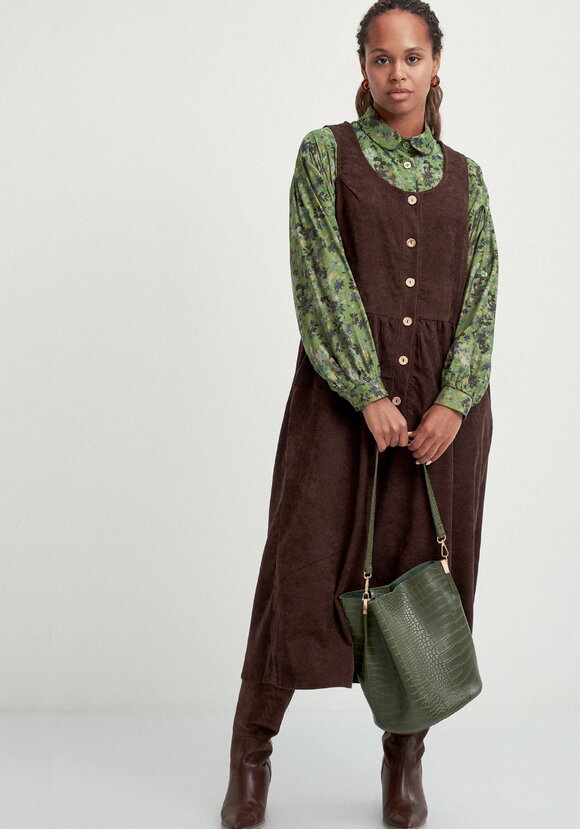 Сарафан со сборкой на талии шир.  580, рис. 25