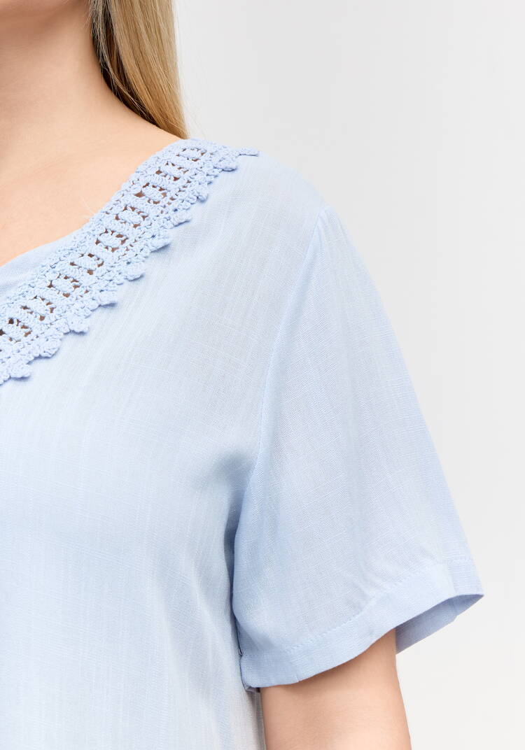 Блуза с кружевной отделкой свободного кроя шир.  750, рис. 12