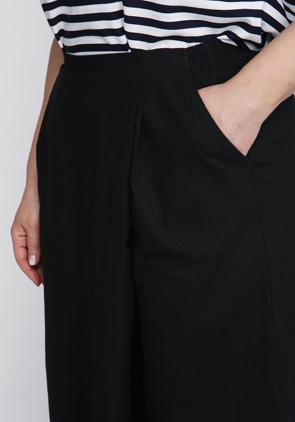 Шорты-бермуды на резинке однотонные шир.  580, рис. 20