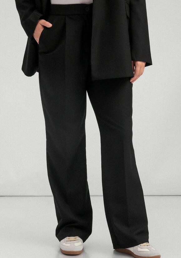 Брюки со стрелками и резинкой по поясу шир.  580, рис. 9