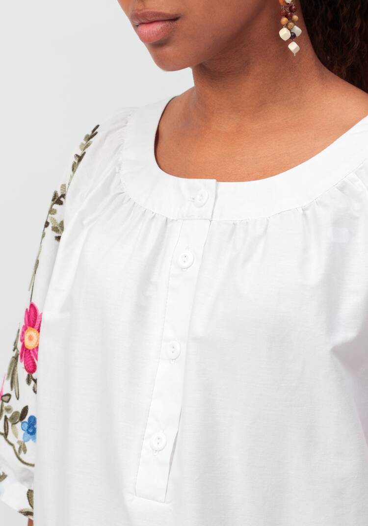 Блуза с цветочной вышивкой и рукавом реглан шир.  750, рис. 23