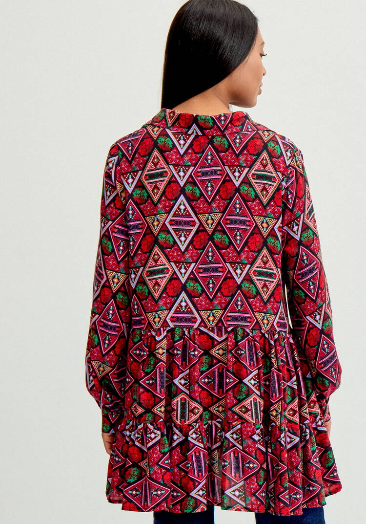 Блуза свободная с воланами по низу шир.  750, рис. 27