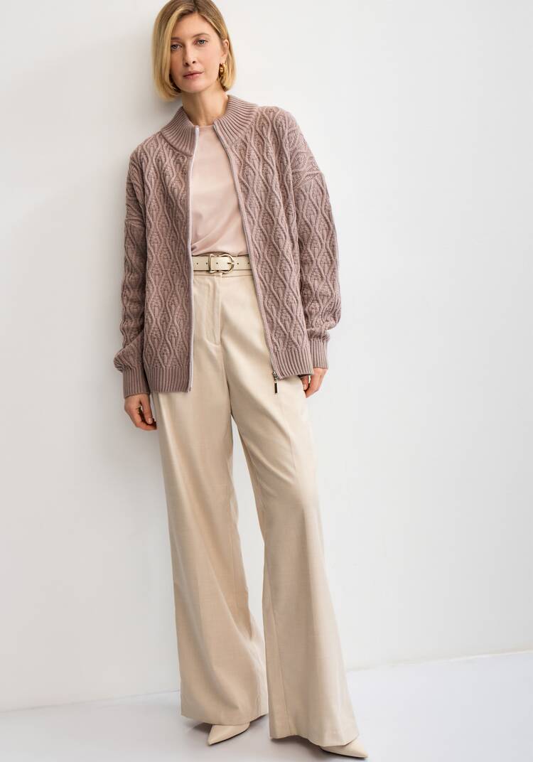 Кардиган на молнии с вязкой в виде ромбов шир.  750, рис. 20