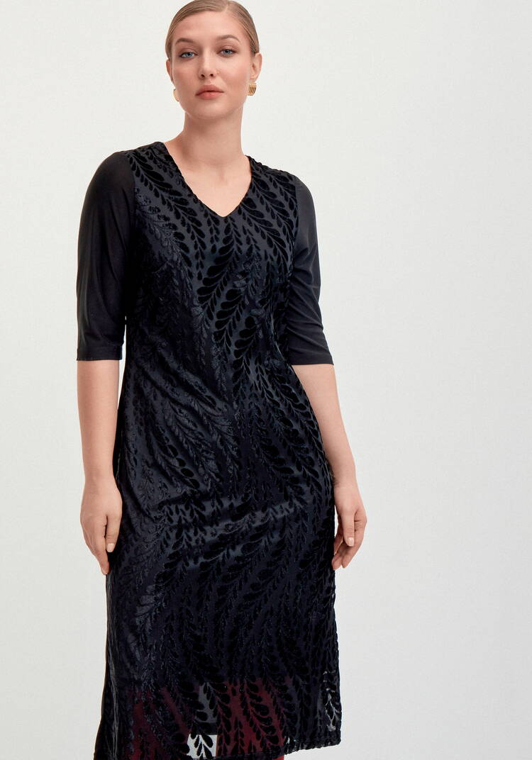 Платье из панбархата и трикотажа шир.  750, рис. 28