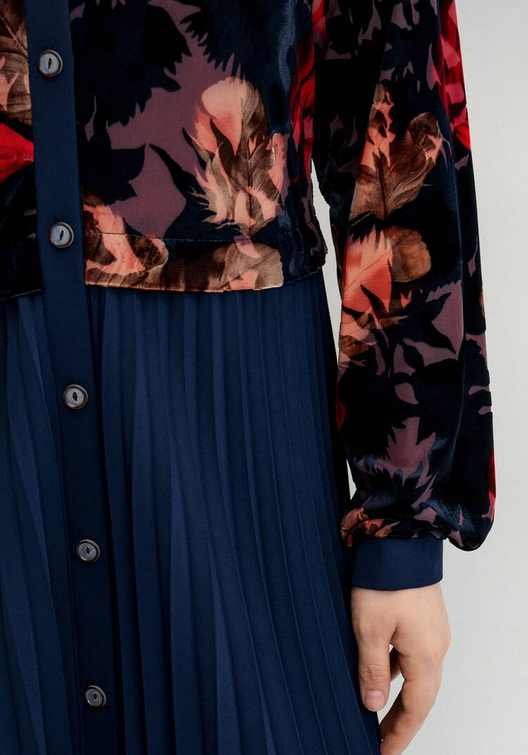 Платье с отрезной кокеткой и юбкой плиссе шир.  750, рис. 13