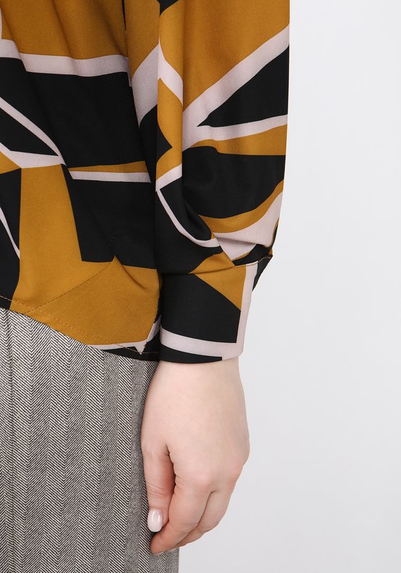 Блуза легкая свободного кроя шир.  580, рис. 8