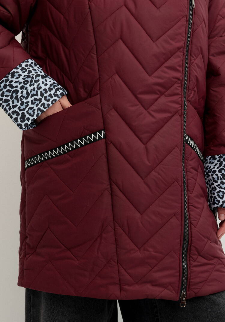 Куртка стеганая с анималистичным принтом шир.  750, рис. 5