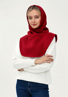 Капор с манишкой из флиса