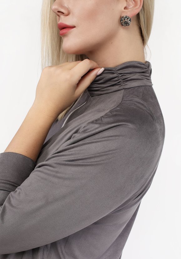 Блуза с драпировкой на рукавах шир.  580, рис. 12