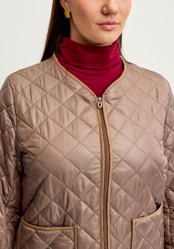 Куртка демисезонная с накладными карманами шир.  580, рис. 34