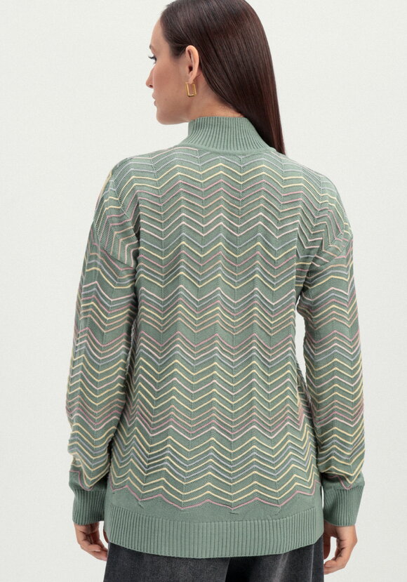 Свитер с высоким горлом и принтом зигзаг шир.  580, рис. 11