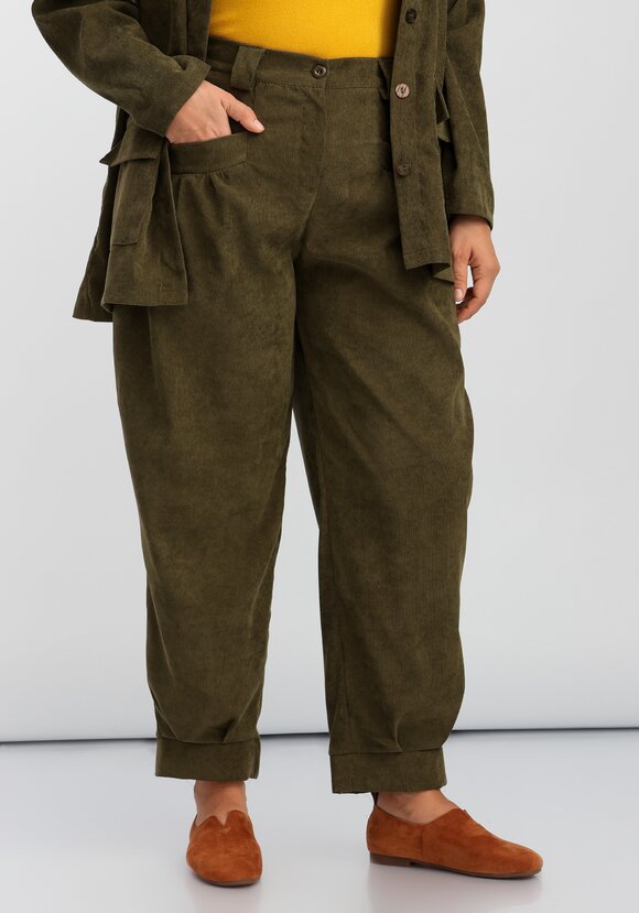 Брюки-бананы с манжетами по низу шир.  580, рис. 9