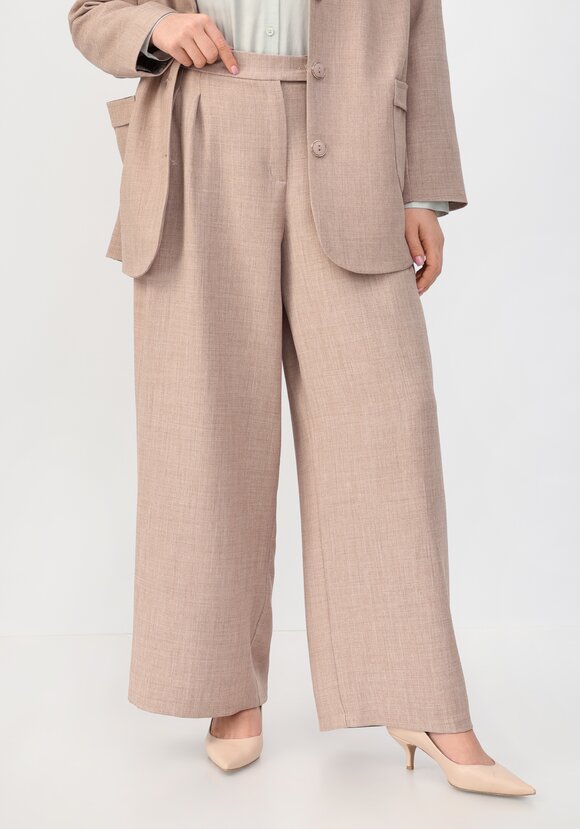 Брюки прямые от бедра шир.  580, рис. 1