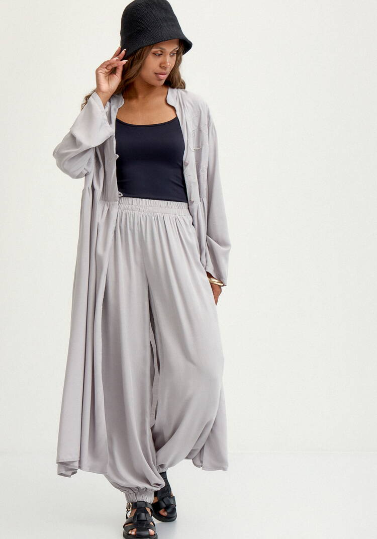 Брюки широкие с карманами на резинке по низу шир.  750, рис. 8