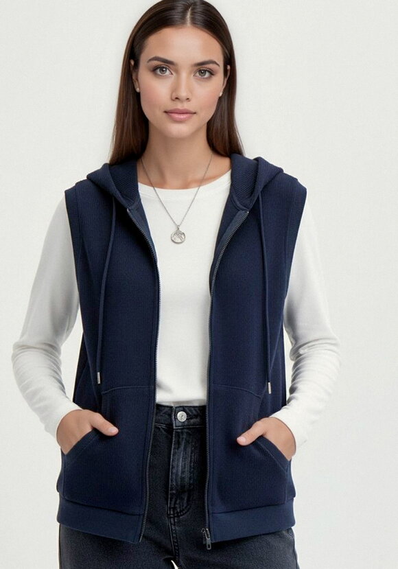 Жилет из микровельвета с начёсом шир.  580, рис. 16