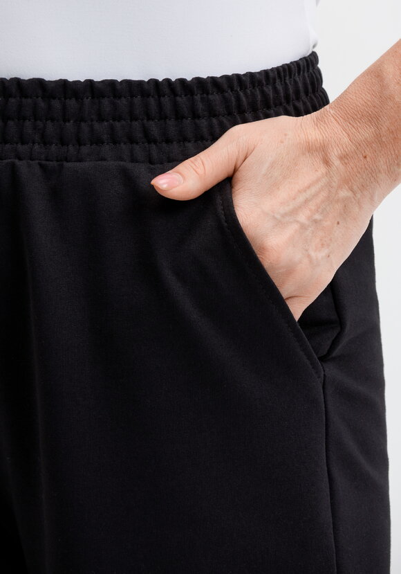 Брюки трикотажные широкие на резинке шир.  580, рис. 12