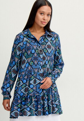 Блуза свободная с воланами по низу