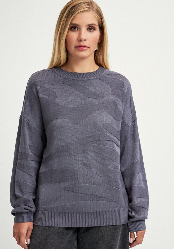 Джемпер с 3D-рисунком шир.  580, рис. 13