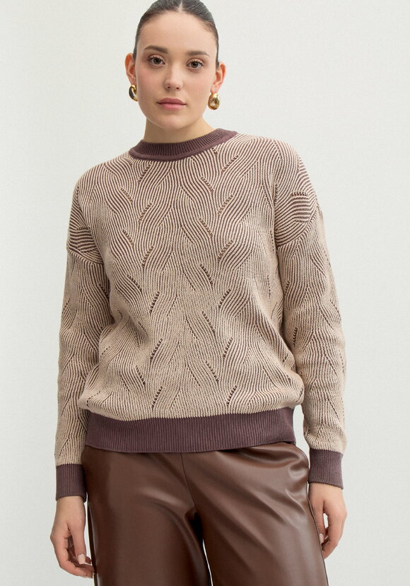 Джемпер с фактурным орнаментом шир.  580, рис. 12