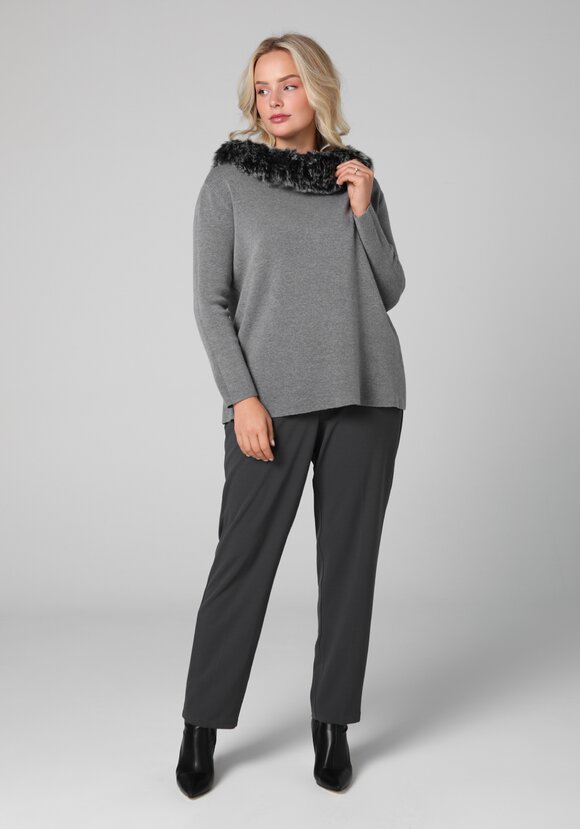 Джемпер со съемным воротником шир.  580, рис. 18