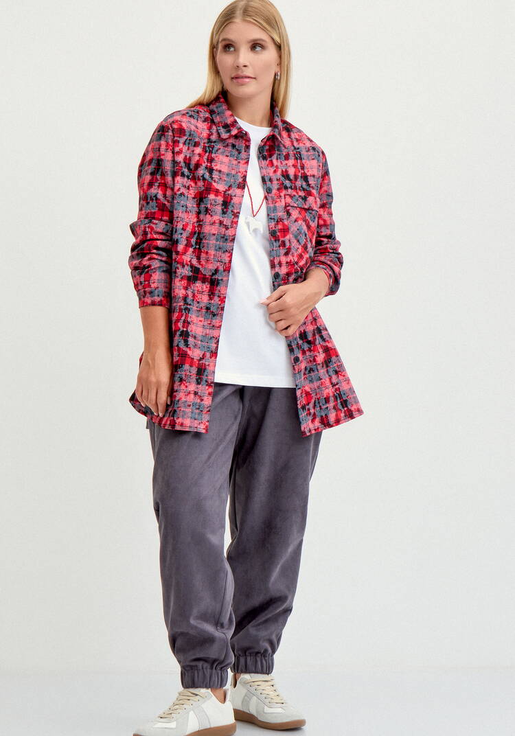 Рубашка в клетку на пуговицах с нашивкой шир.  750, рис. 17