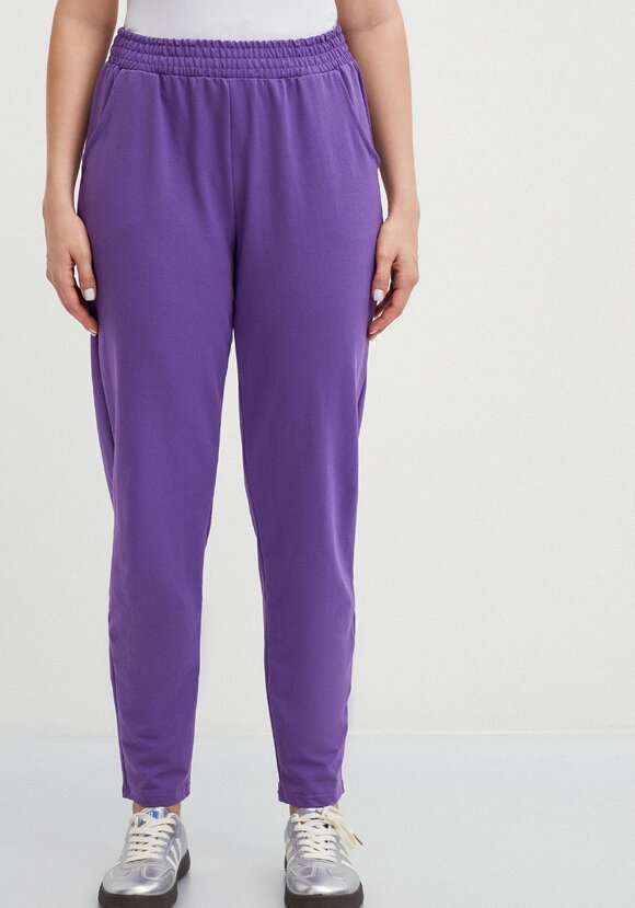 Костюм с флористическим принтом на футболке шир.  580, рис. 21