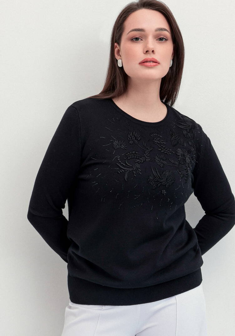 Джемпер с цветочной вышивкой и стразами шир.  750, рис. 8