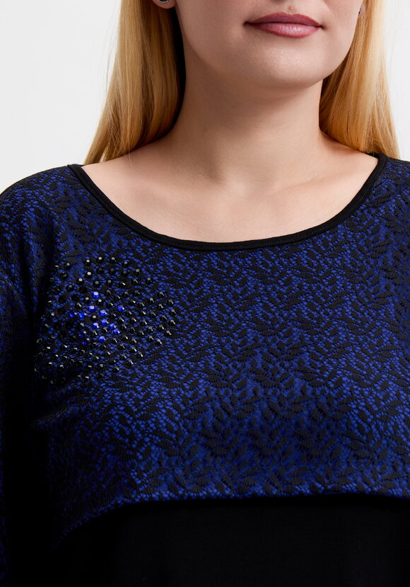 Костюм: блуза и юбка с гипюровыми вставками шир.  580, рис. 11