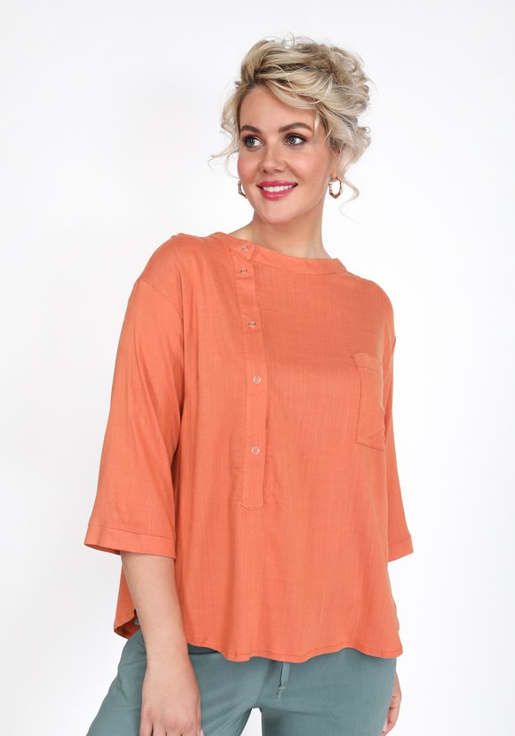 Блуза с асимметричной застежкой на кнопках шир.  580, рис. 4