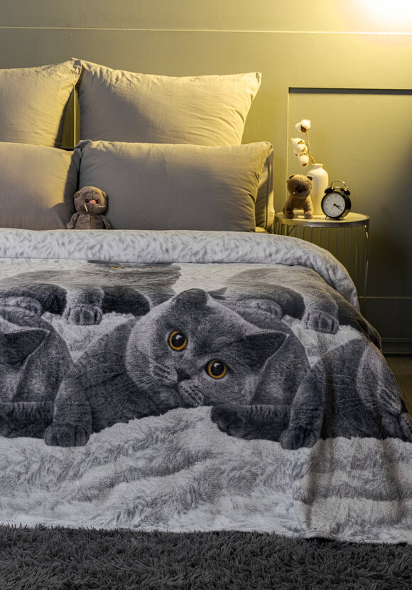 Плед-покрывало Королевские кошки шир.  580, рис. 3