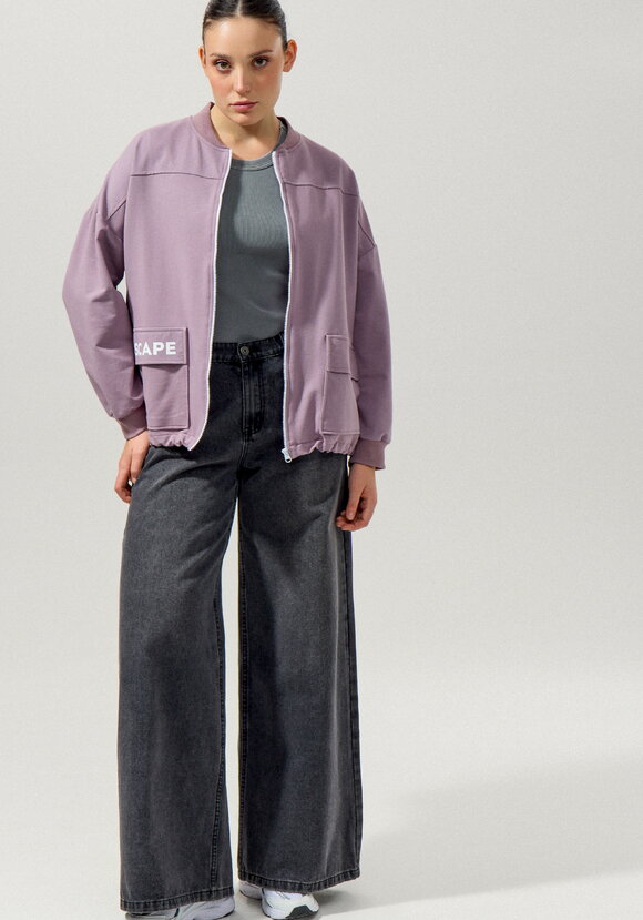 Бомбер с накладными карманами шир.  580, рис. 31