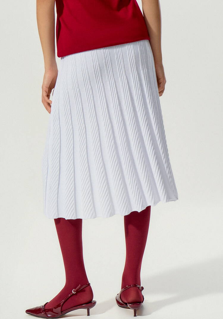 Юбка плиссе в вертикальную полоску шир.  750, рис. 14